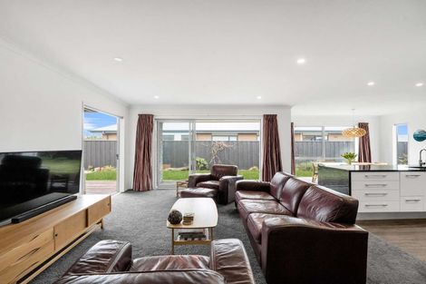 Photo of property in 13 Pahua Street, Pegasus, 7612