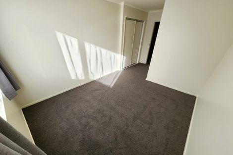 Photo of property in 39 The Track, Takanini, 2112