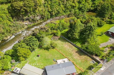 Photo of property in 203a Akatarawa Road, Birchville, 5018
