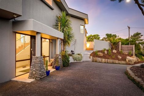 Photo of property in 107 Oaia Road, Muriwai, Waimauku, 0881