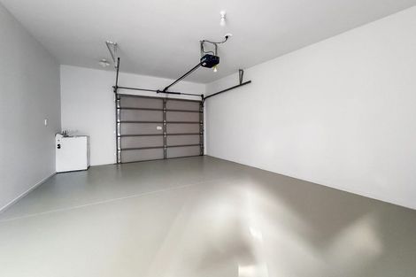 Photo of property in 9/1 Gracechurch Drive, Flat Bush, Auckland, 2016