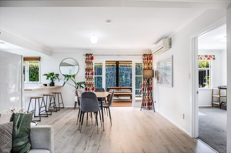 Photo of property in 1b Titoki Street, Te Atatu Peninsula, Auckland, 0610