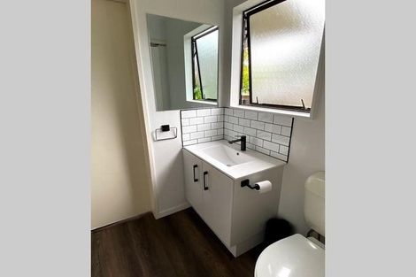 Photo of property in 73a Gillies Avenue, Taupo, 3330