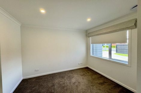 Photo of property in 31 Freedom Drive, Kelvin Grove, Palmerston North, 4414