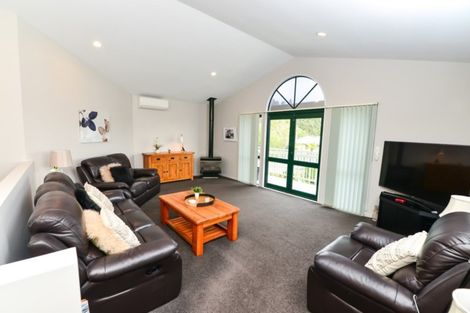 Photo of property in 271 Grandview Road, Western Heights, Hamilton, 3200