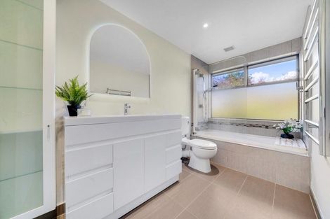 Photo of property in 11 O'leary Road, Pokeno, 2471