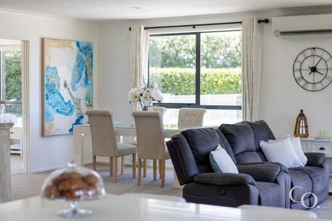 Photo of property in 17 Te Karaka Drive, Te Puna, Tauranga, 3174