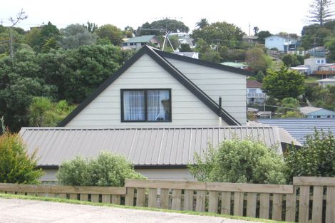 Photo of property in 27a Philson Terrace, Browns Bay, Auckland, 0630