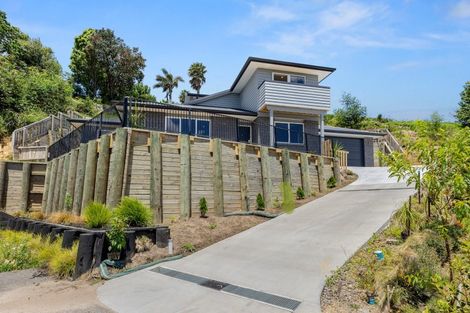 Photo of property in 180 Castlewold Drive, Bethlehem, Tauranga, 3110