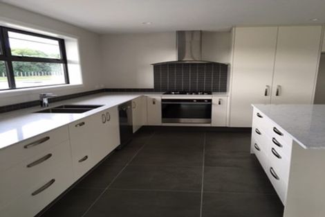 Photo of property in 53 Gandalf Crescent, Paraparaumu, 5032