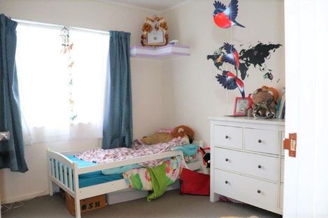 Photo of property in 2/54 Pooks Road, Ranui, Auckland, 0612