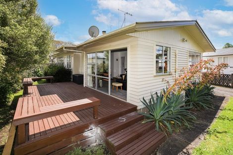 Photo of property in 36 Rosalind Street, Deanwell, Hamilton, 3206