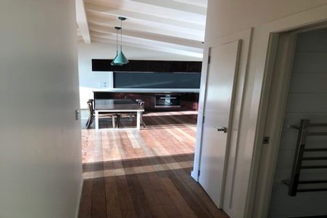 Photo of property in 725 Marine Drive, Eastbourne, Lower Hutt, 5013