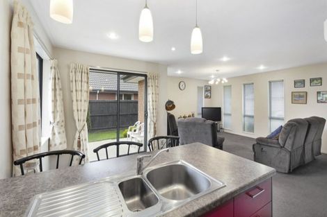 Photo of property in 9 Little Oaks Drive, Yaldhurst, Christchurch, 8042