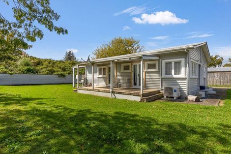 Photo of property in 11 Tawa Street, Edgecumbe, 3120