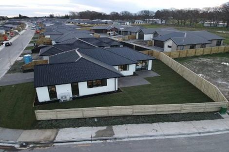 Photo of property in 8 Oakleigh Street, Woodend, 7610