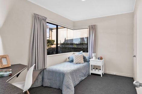 Photo of property in 23 Maratahu Street, Westown, New Plymouth, 4310