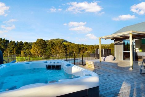 Photo of property in 538 Whangaripo Valley Road, Whangaripo, Wellsford, 0972