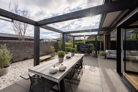Photo of property in 41 Minaret Ridge, Wanaka, 9305