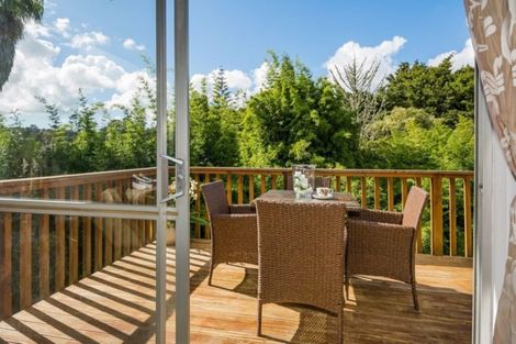 Photo of property in 72 Vandeleur Avenue, Birkdale, Auckland, 0626