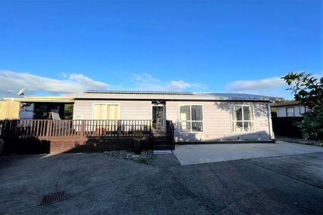 Photo of property in 2/18 Trimdon Street, Randwick Park, Auckland, 2105