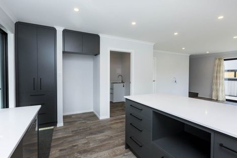 Photo of property in 8 Reakes Crescent, Wallaceville, Upper Hutt, 5018