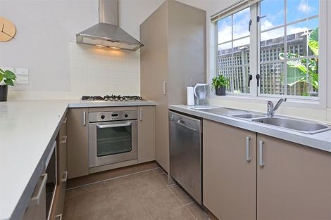 Photo of property in 36 Mulvaney Crescent, Henderson, Auckland, 0612