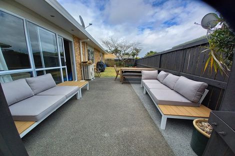 Photo of property in 18 Ocean Crest, Papamoa Beach, Papamoa, 3118