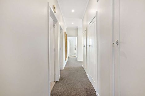 Photo of property in 221 Saint Leonards Avenue, Saint Leonards, Hastings, 4120