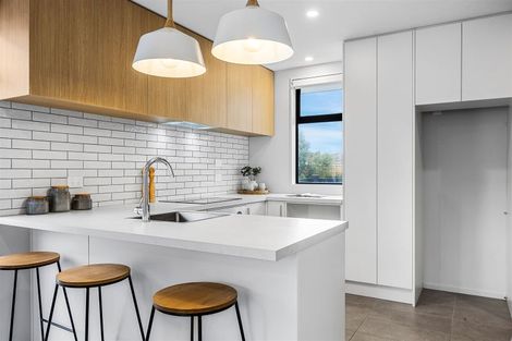 Photo of property in 8/10 New Brighton Road, Shirley, Christchurch, 8061