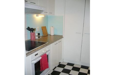 Photo of property in 5 Cheshire Street, Cannons Creek, Porirua, 5024