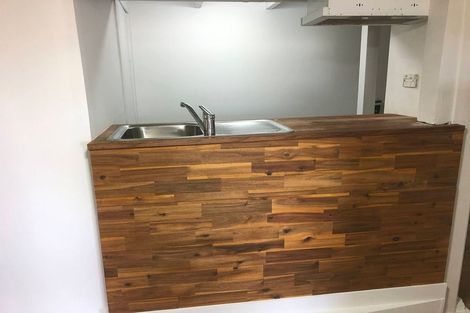 Photo of property in 19 Ferry Parade, Herald Island, Auckland, 0618