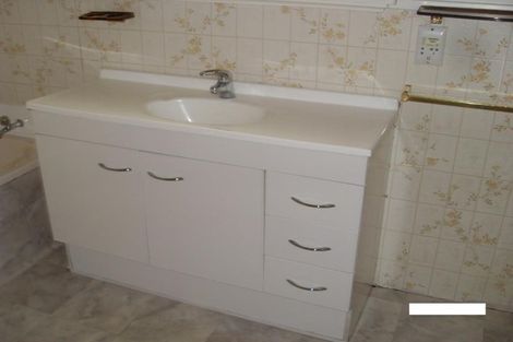 Photo of property in 166 Kitchener Road, Pukekohe, 2120