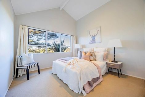 Photo of property in 2/28 Noeleen Street, Glenfield, Auckland, 0629