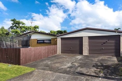 Photo of property in 180 Walter Strevens Drive, Conifer Grove, Takanini, 2112