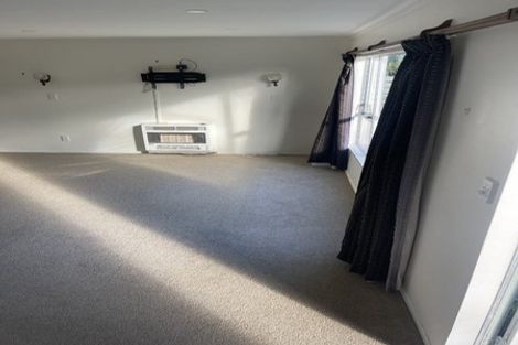 Photo of property in 1 Hollydale Grove, Churton Park, Wellington, 6037