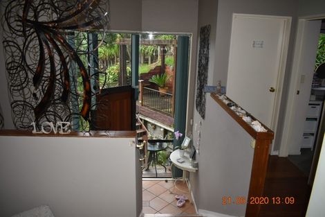 Photo of property in 31c Greenvalley Rise, Glenfield, Auckland, 0629