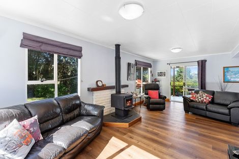 Photo of property in 330 Waitohu Valley Road, Otaki, 5583