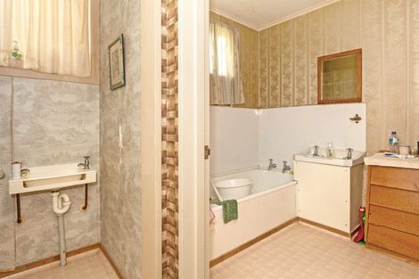 Photo of property in 7 Forster Street, Tolaga Bay, 4077