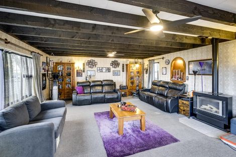 Photo of property in 1107 Willowpark Road North, Mayfair, Hastings, 4122