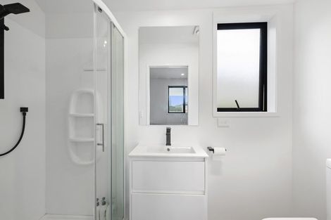 Photo of property in 6 Banks Street, Marfell, New Plymouth, 4310