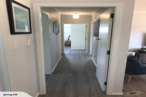 Photo of property in 101 Awanui Street, Merrilands, New Plymouth, 4312