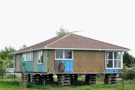 Photo of property in 27 Kings Avenue, Waikuku Beach, 7402