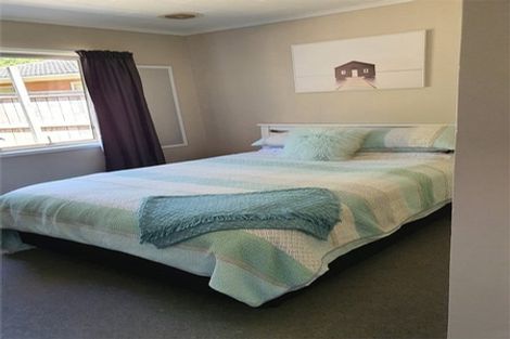 Photo of property in 5 Tutuki Walk, Ruakaka, 0116