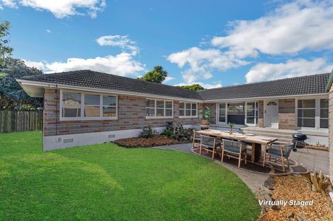 Photo of property in 24 Rollerson Street, Papakura, 2110