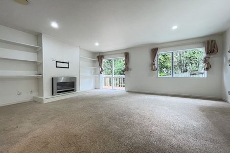 Photo of property in 78 Rising Parade, Fairview Heights, Auckland, 0632