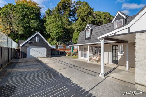 Photo of property in 15 Johnswood Grove, Clouston Park, Upper Hutt, 5018