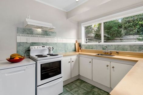 Photo of property in 1/11 Foley Place, Torbay, Auckland, 0632