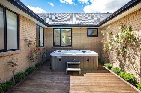 Photo of property in 4 Cooper Crescent, Morrinsville, 3300