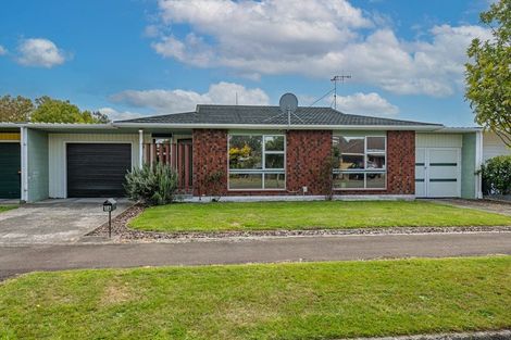 Photo of property in 1a Bristol Crescent, Roslyn, Palmerston North, 4414